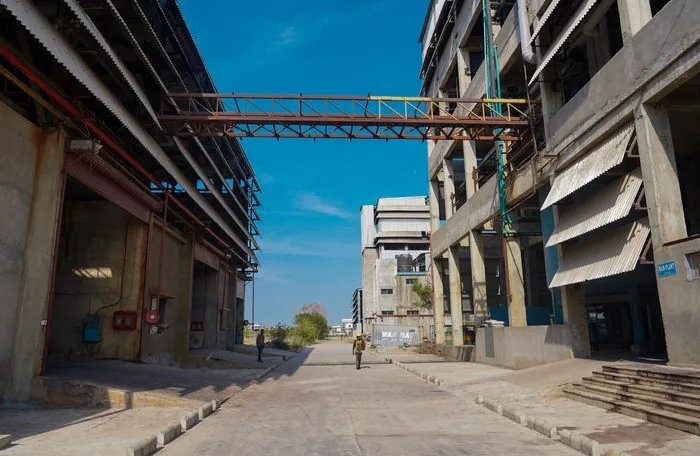 Main plant street view